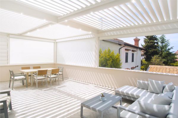 ZIP roloji Misteral v beli kombinaciji